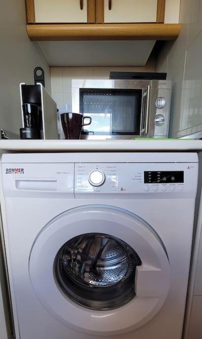 Piso Ideal Con Wifi Parking Y Desayuno Murcia Luaran gambar